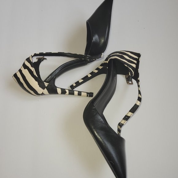 Zebra pattern strap pointed heels - Picture 2 of 3